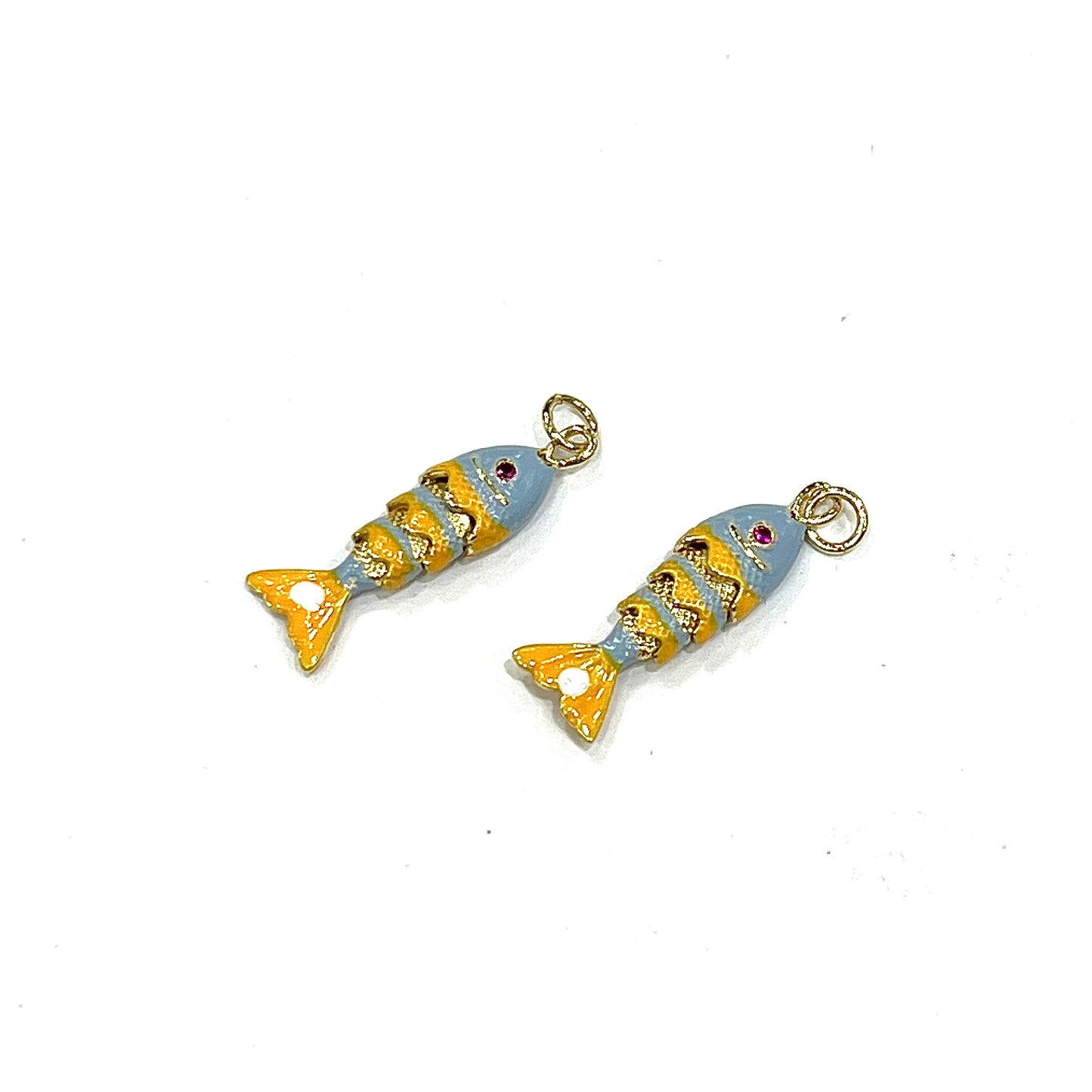 Dije Pez Gris-Amarillo Pequeño