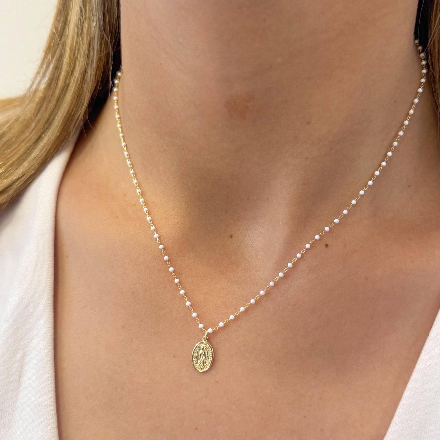 Collar CERU Blanco (Virgen de la Guadalupe)