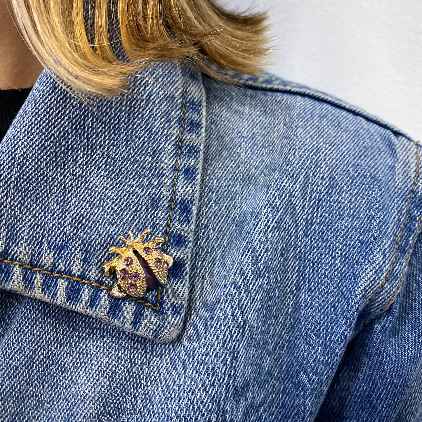 Prendedor ZUVY Morado