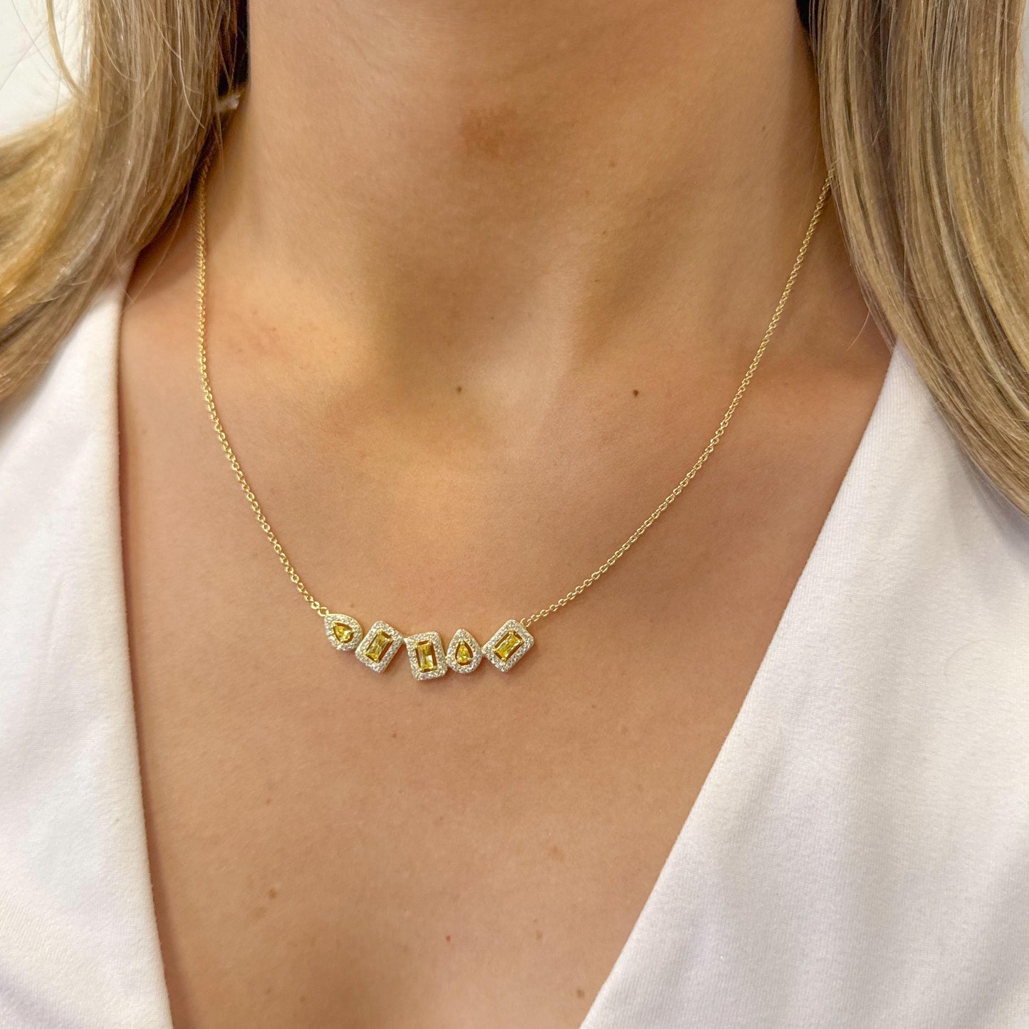 Collar ZOBY Dorado