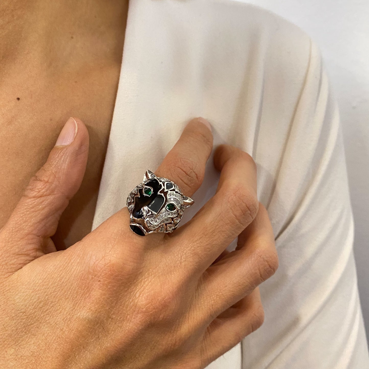 Anillo GRAWO Plateado 🐺 (Ajustable talla 7-8)