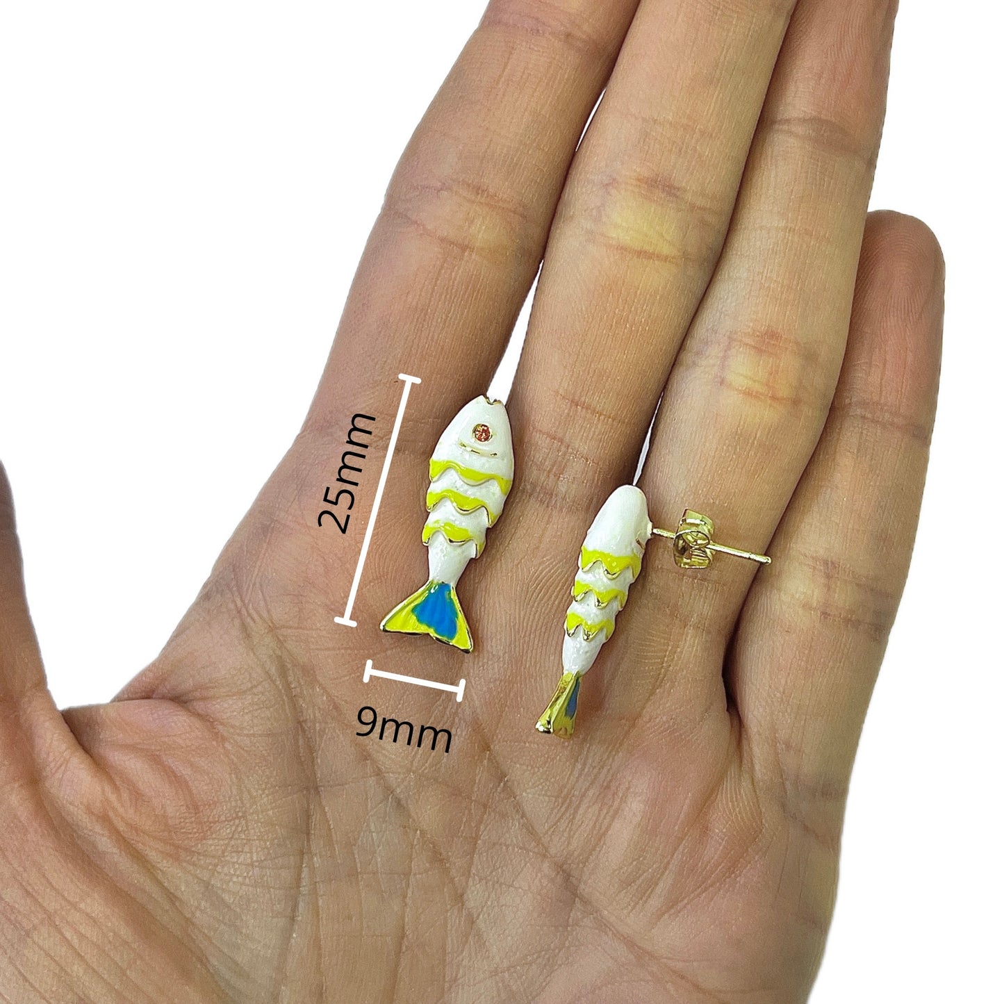 Aretes UKIM Blanco
