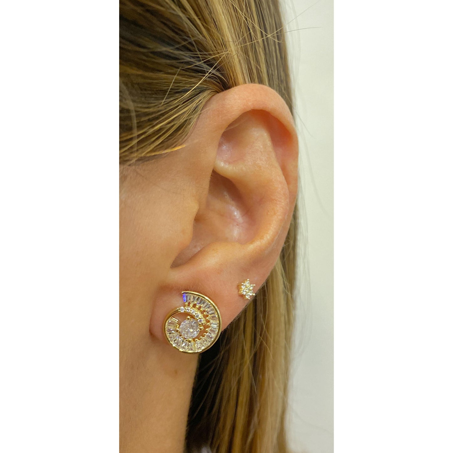 Aretes DAJUM