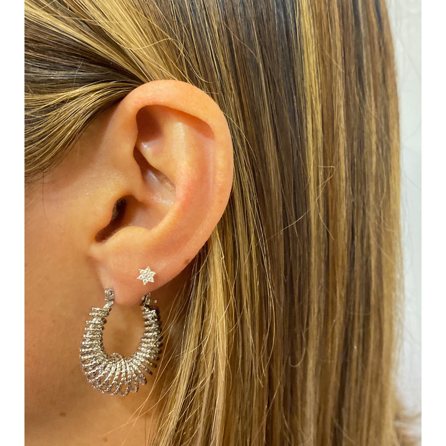 Candongas UBYM 2,8*2,5cm