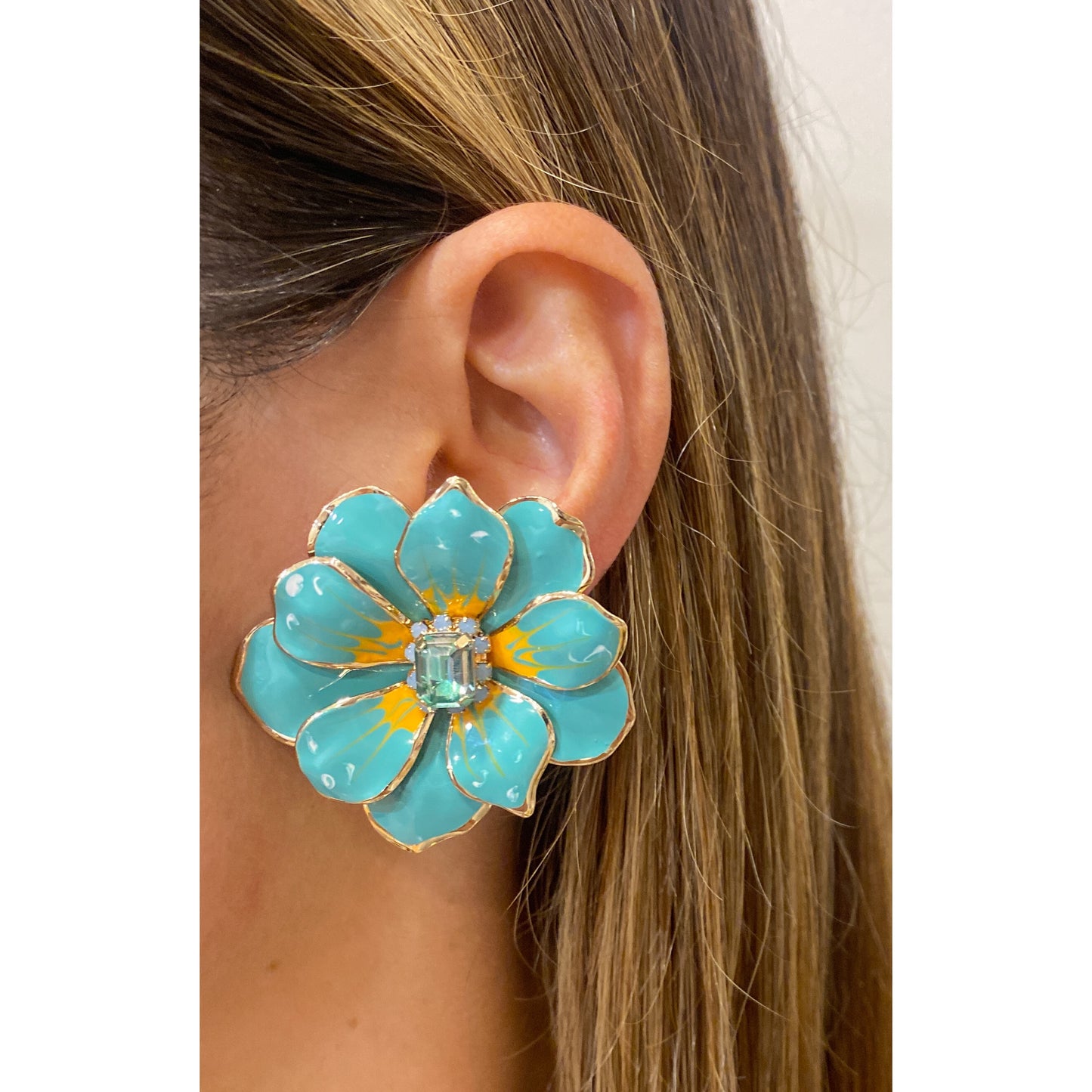 Aretes VIRTOZ