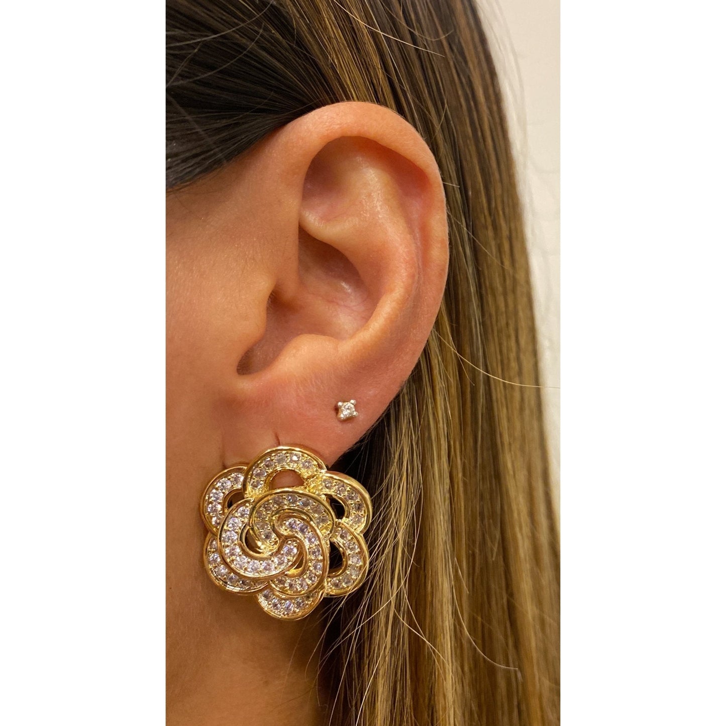 Aretes AGIN Dorado - OparinaAretes AGIN DoradoAretesOparinaOparina