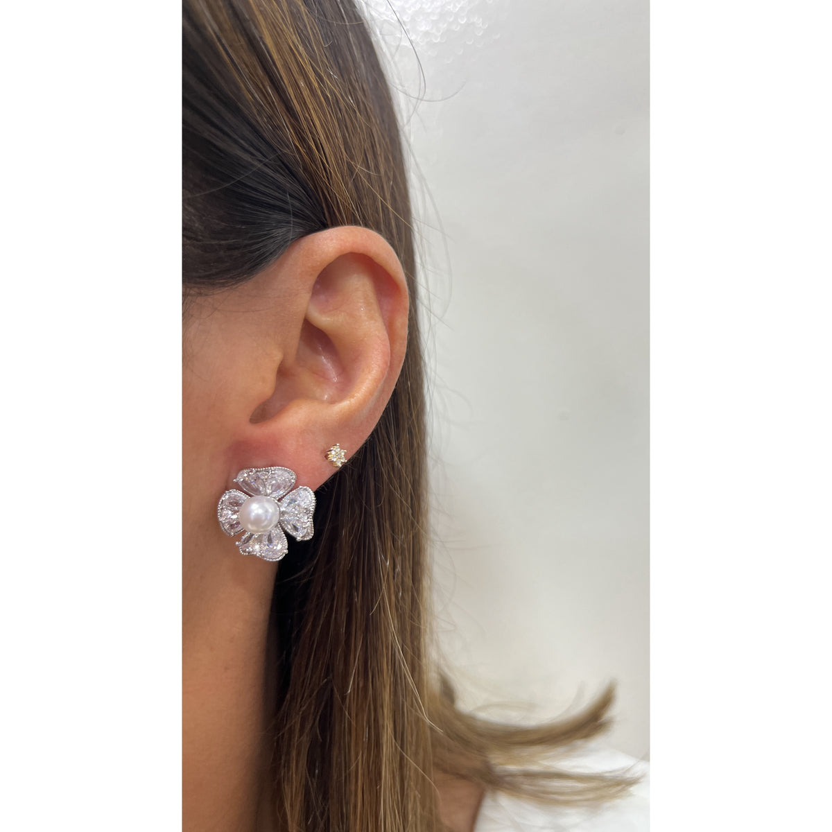 Aretes XOMI Plateados