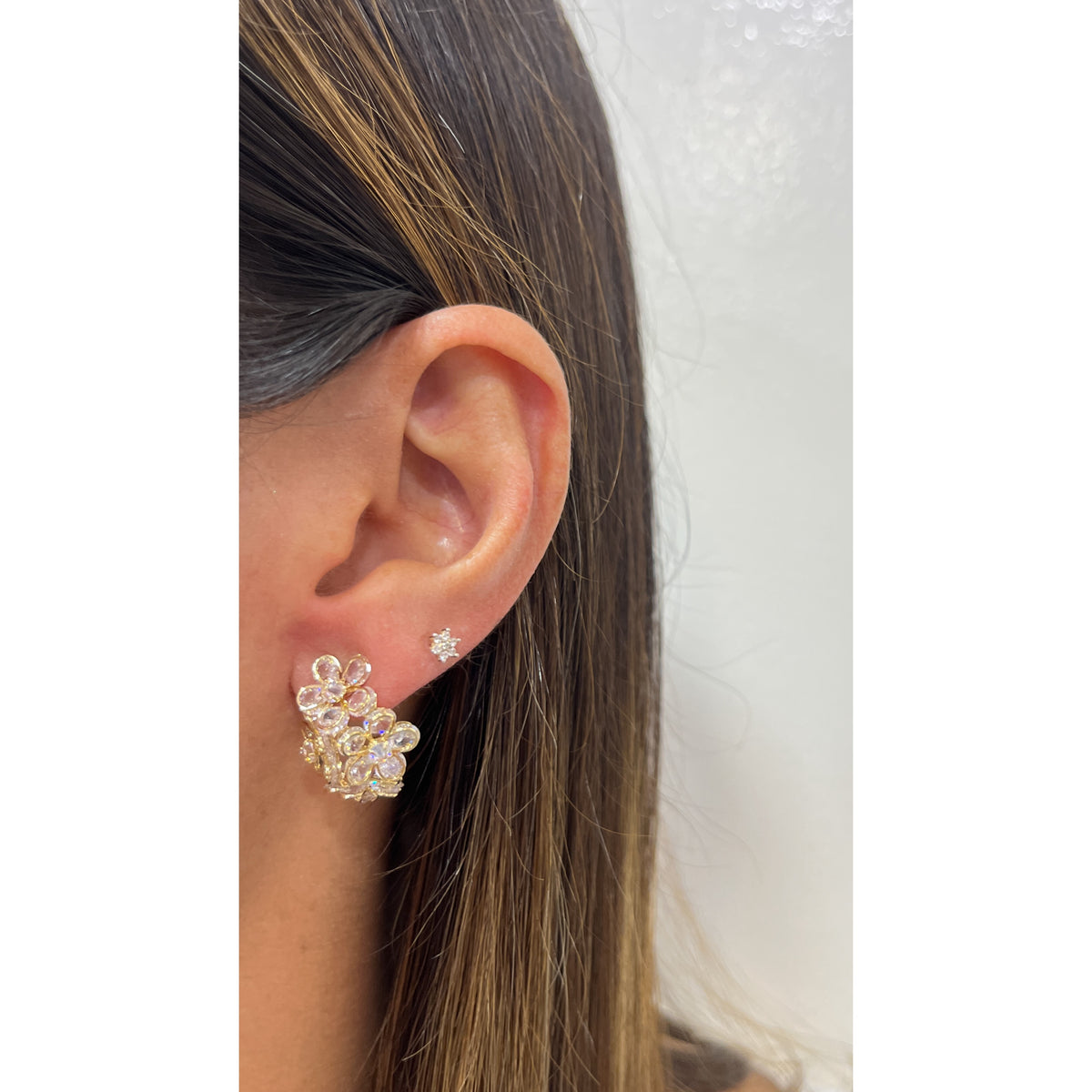 Aretes BICET Dorados