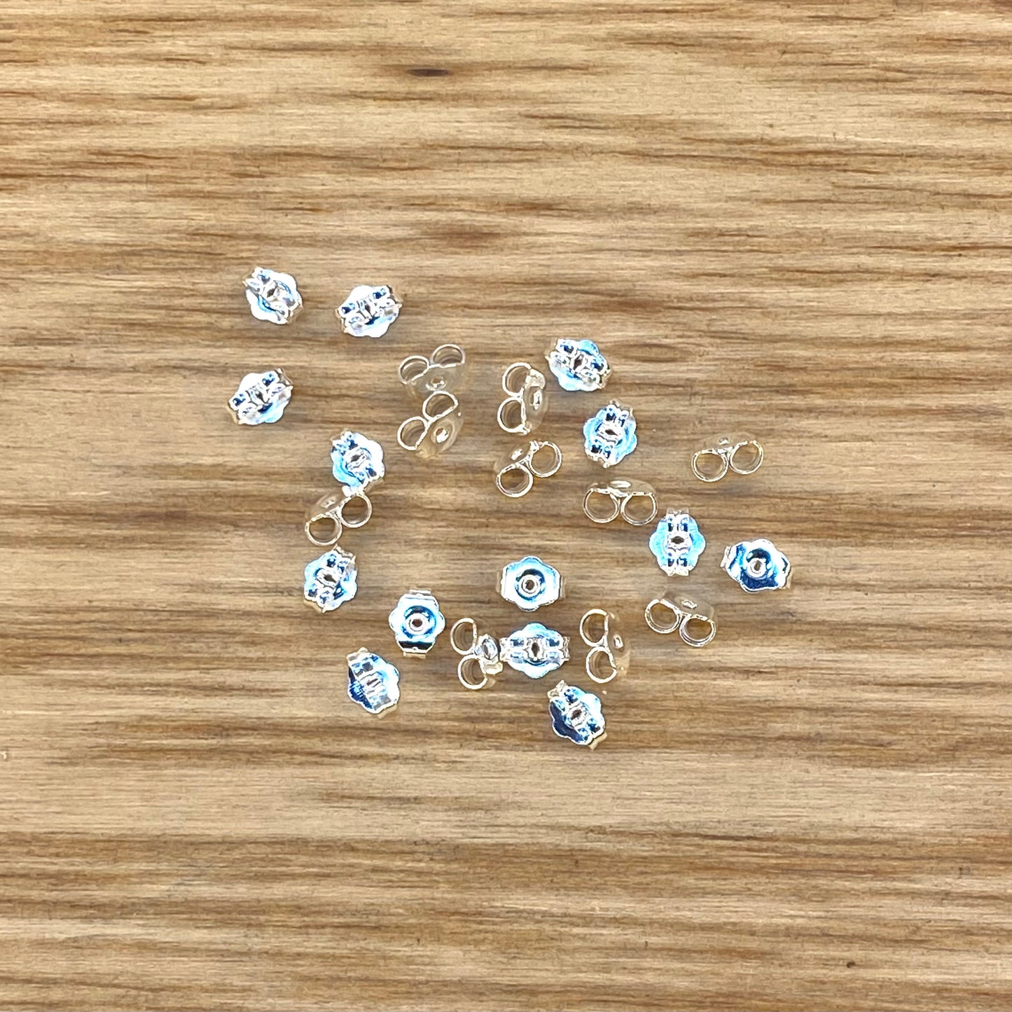 Topes Mariposa Plateados para Aretes 5mm en Fantasia