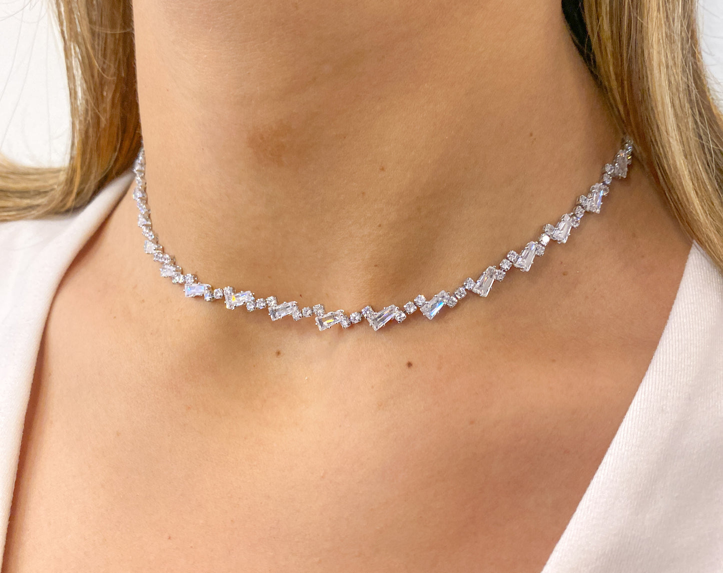 Choker UDIN Plateado