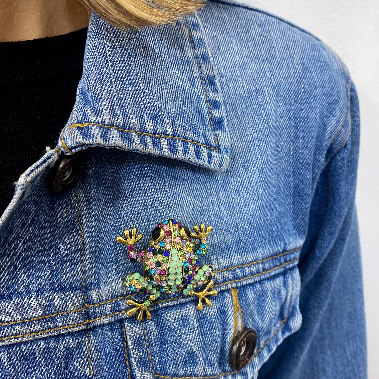 Prendedor ZURPA  Multicolor 🐸