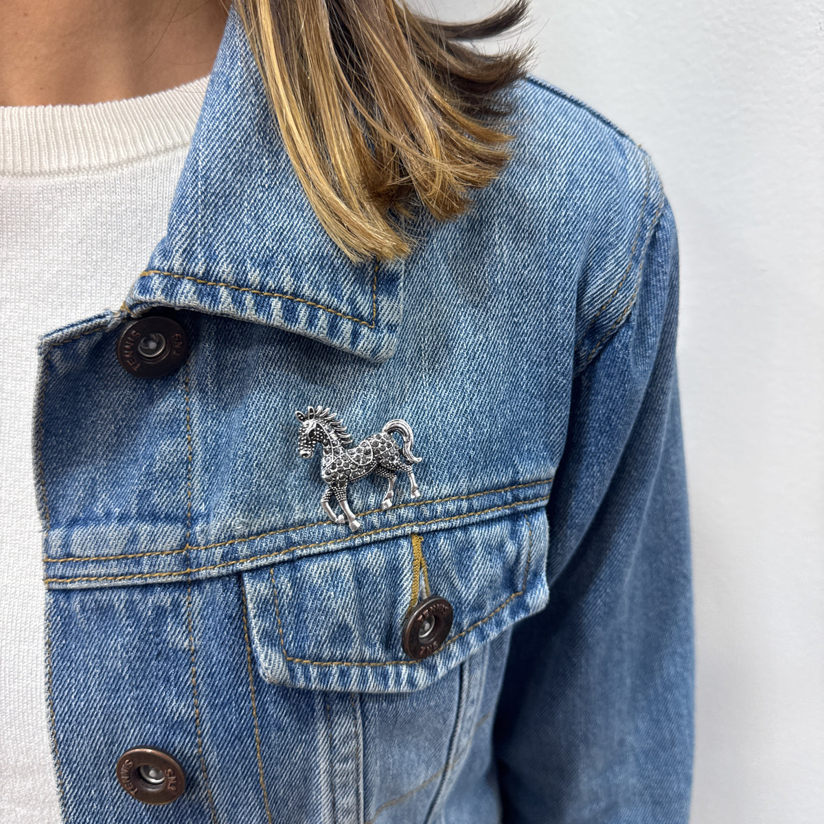 Prendedor RIXY Gris