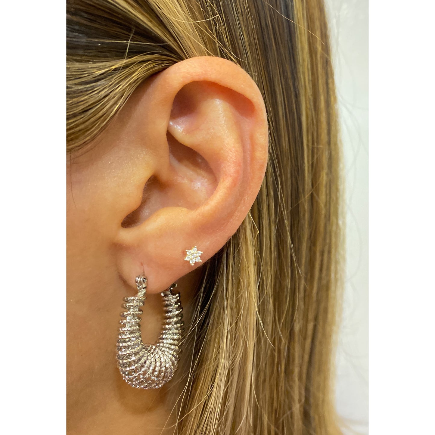 Candongas UBYM 2,8*2,5cm