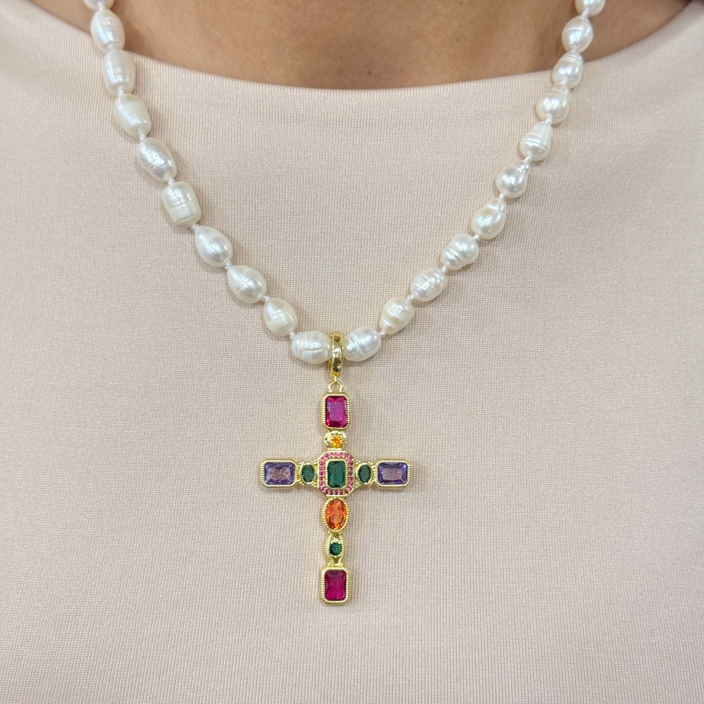 Collar NAKI