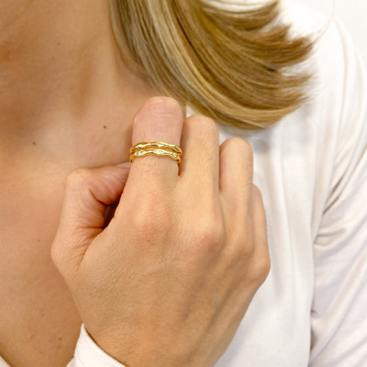 Anillo SUL Dorado Ajustable (Talla 5-6)