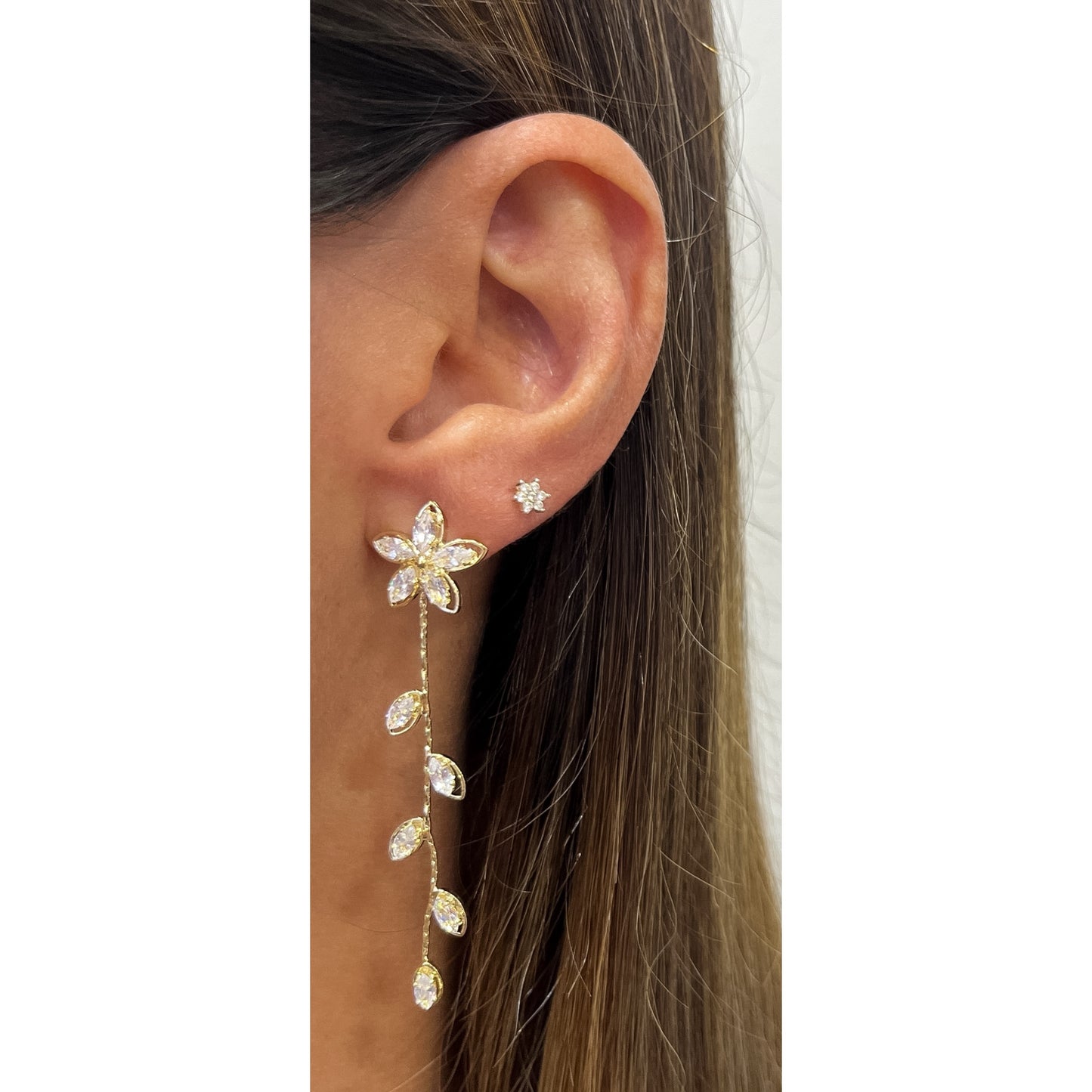Aretes IVAR Dorado