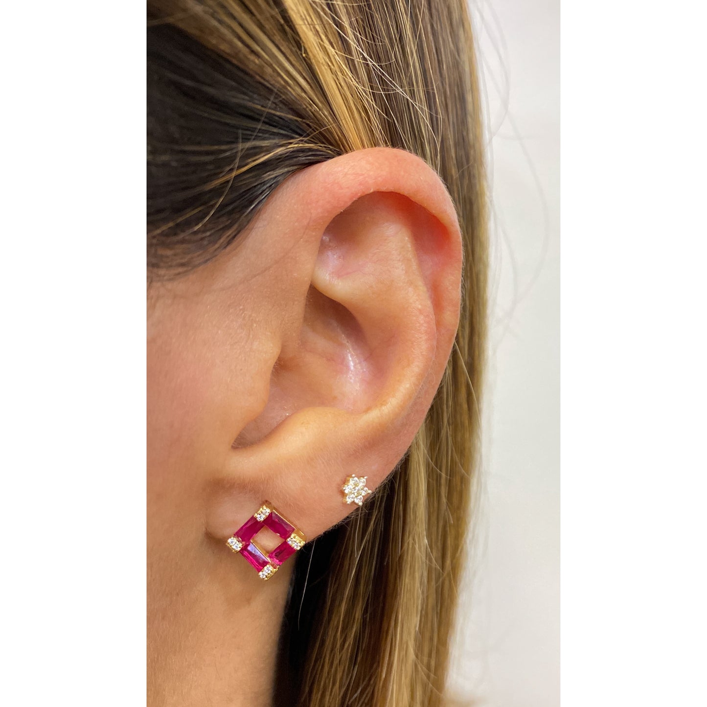 Aretes MAXUL Fucsia