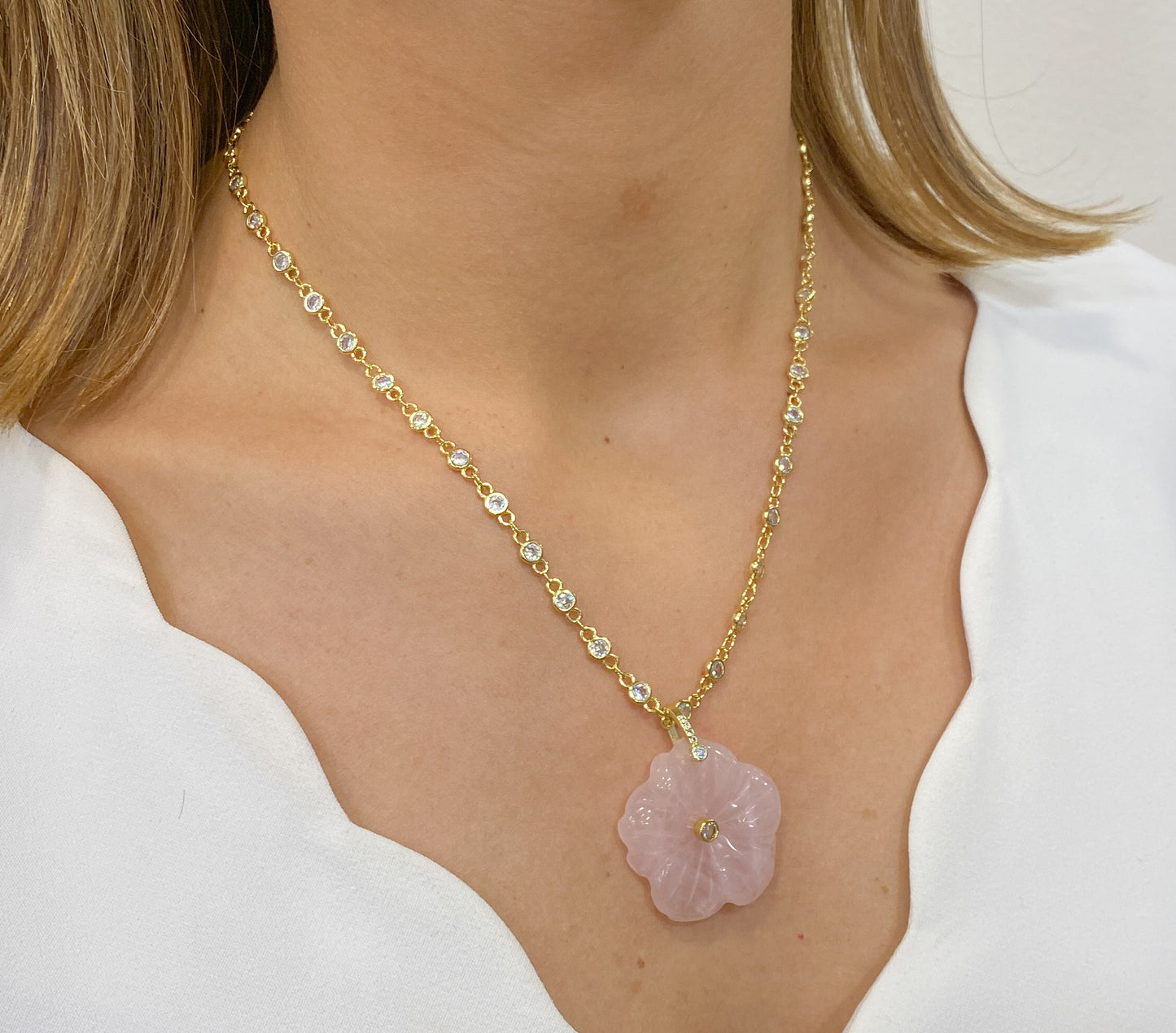 Collar LAVUM (Cuarzo Rosado)