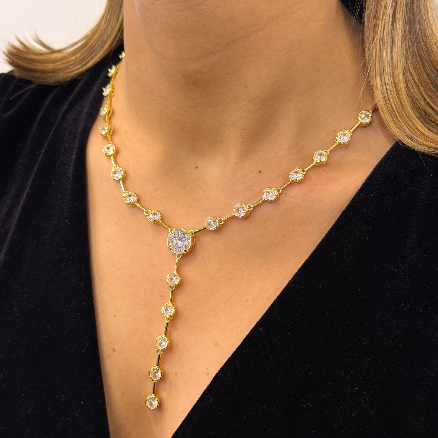 Dúo ORDO Dorado ( Aretes + Collar )