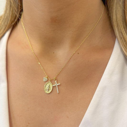 Collar ZAGUP Dorado ( Virgen de la Misericordia)