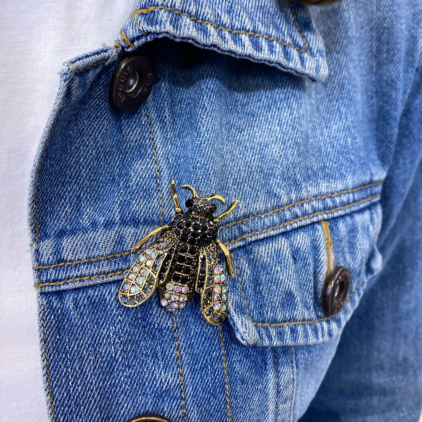 Prendedor ABIL Negro