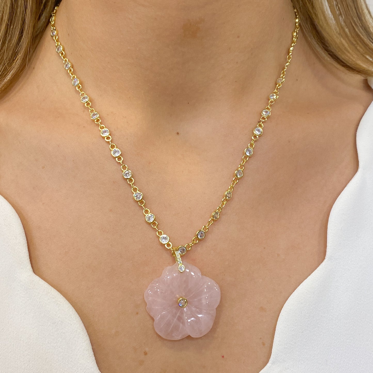 Collar LAVUM (Cuarzo Rosado)