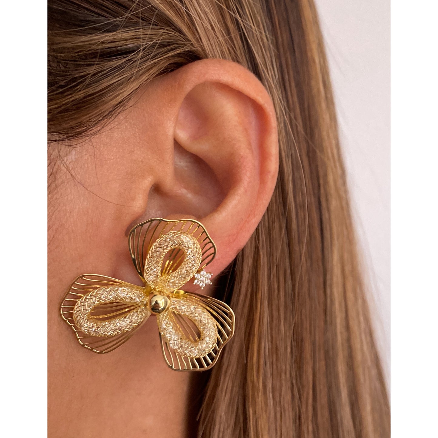 Aretes KUR