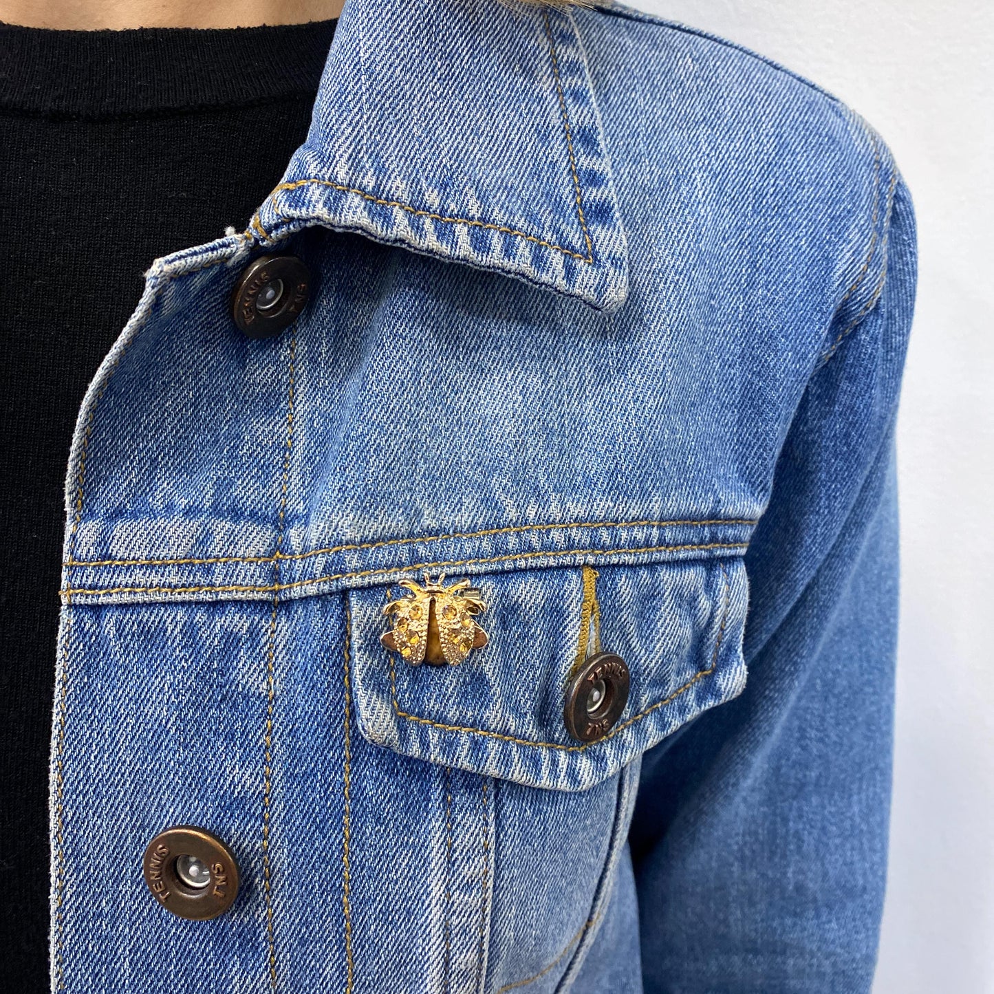 Prendedor ZUVY Ambar