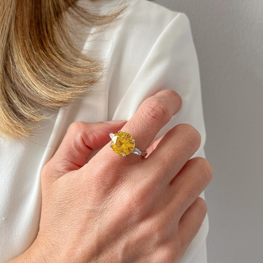 Anillo VALIP Amarillo Ajustable (Talla 7-8)