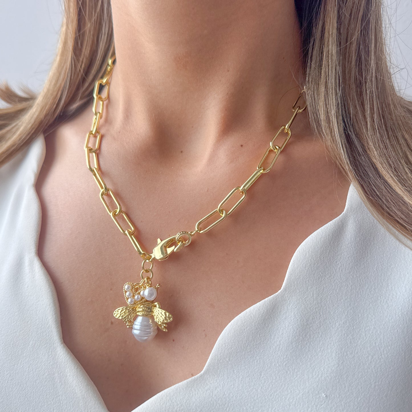 Collar KOCE