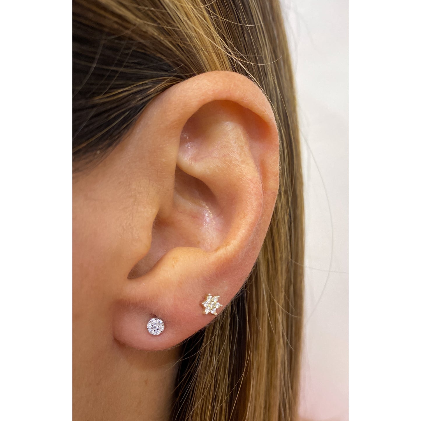 Aretes UTIN Plateado 4mm