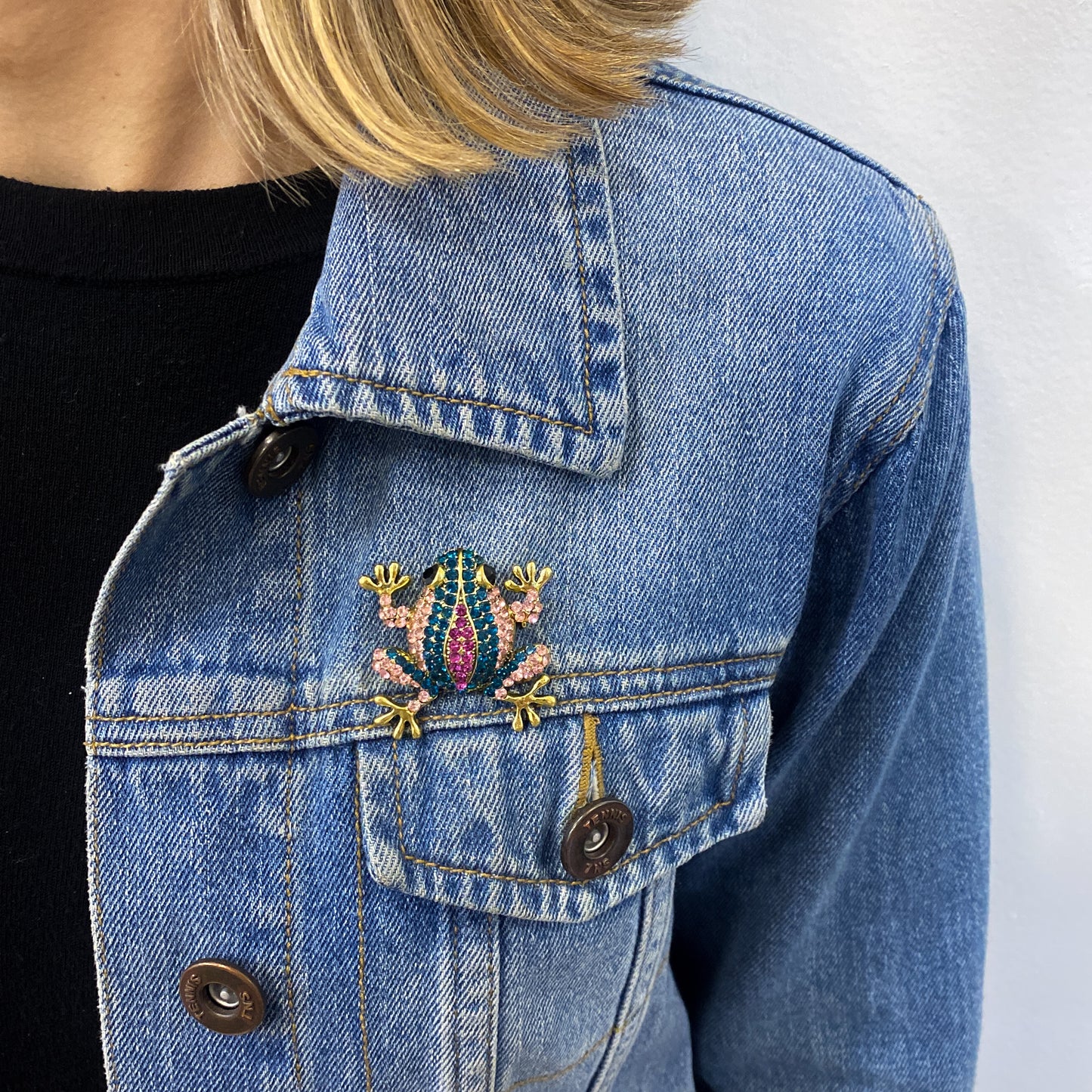 Prendedor ZURPA Rosado 🐸