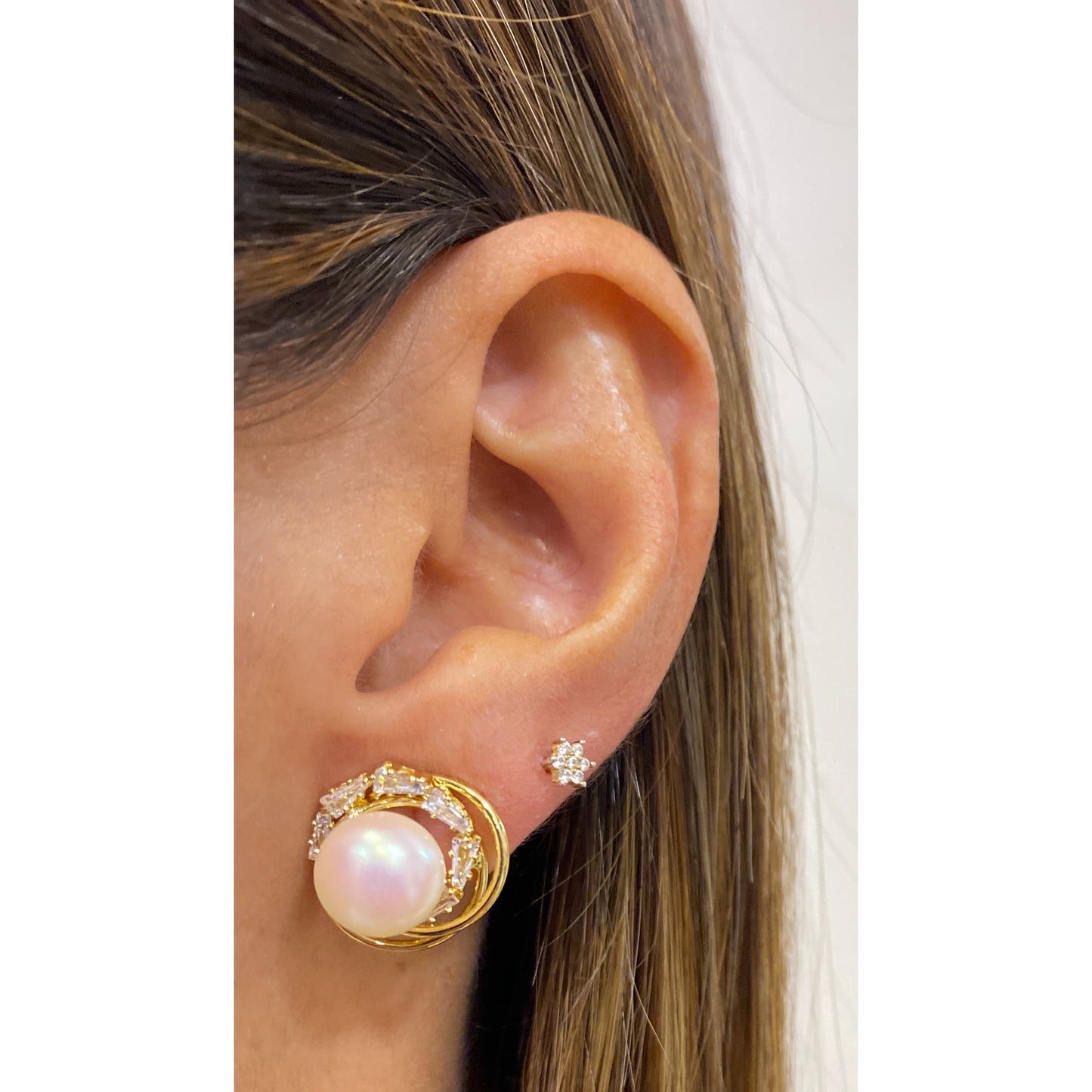 Aretes CREZU Dorados