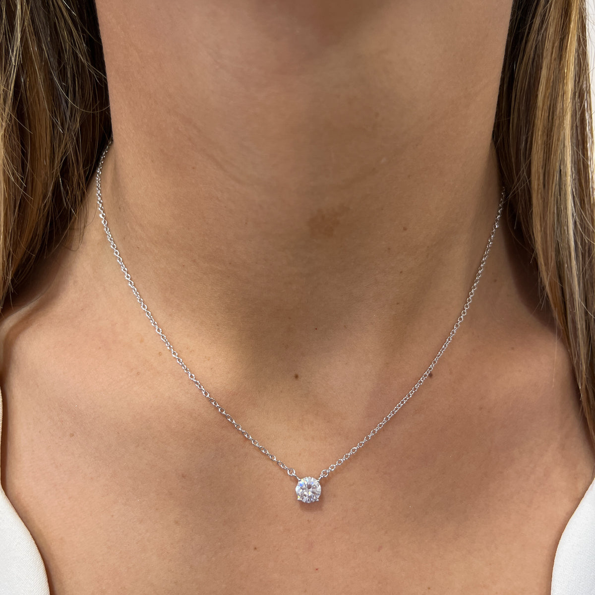 Collar EBIK Plateado Plata Rodinada- Moissanita 6mm