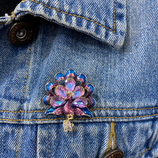 Prendedor TUACO Lila Tornasol🦚