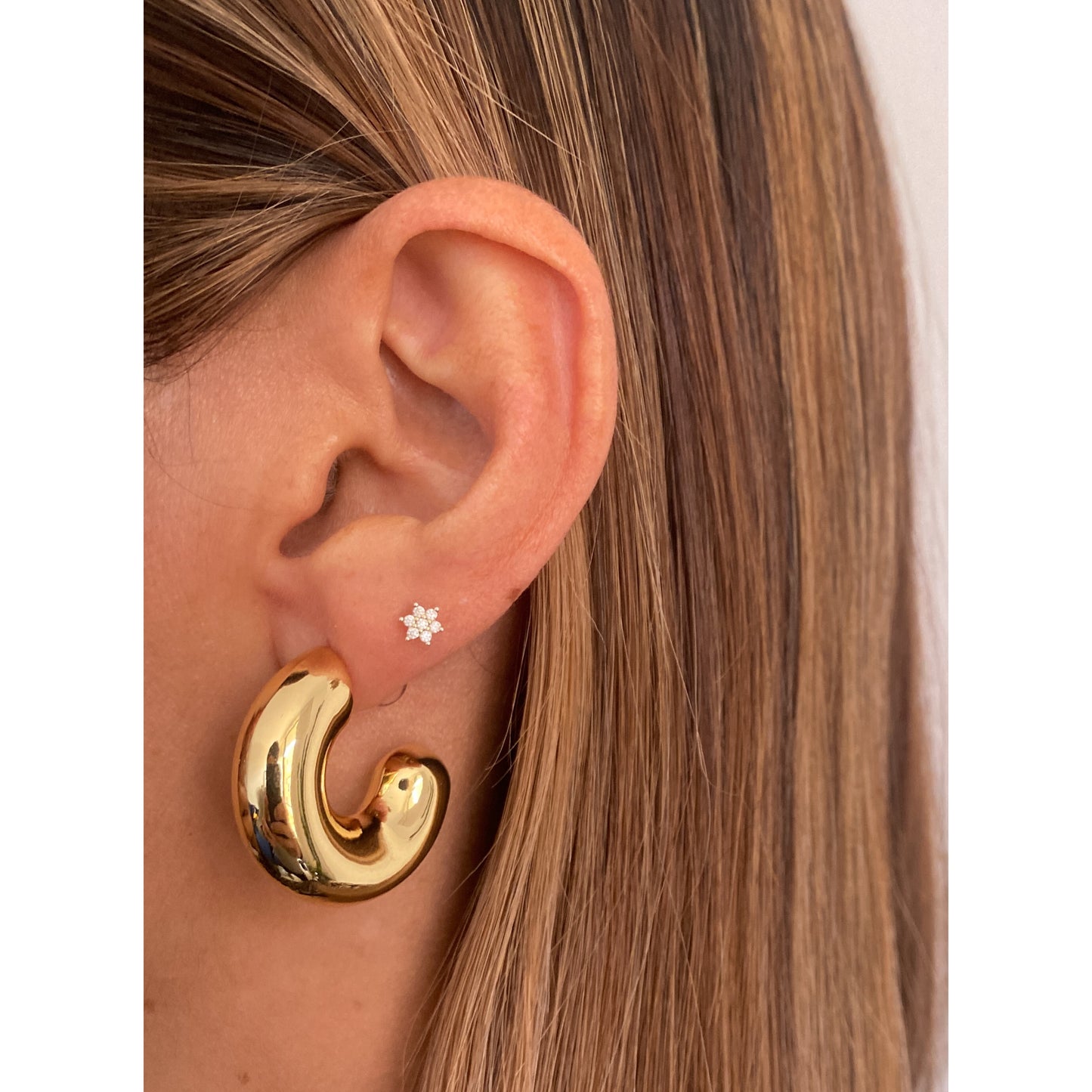 Aretes KONEZ