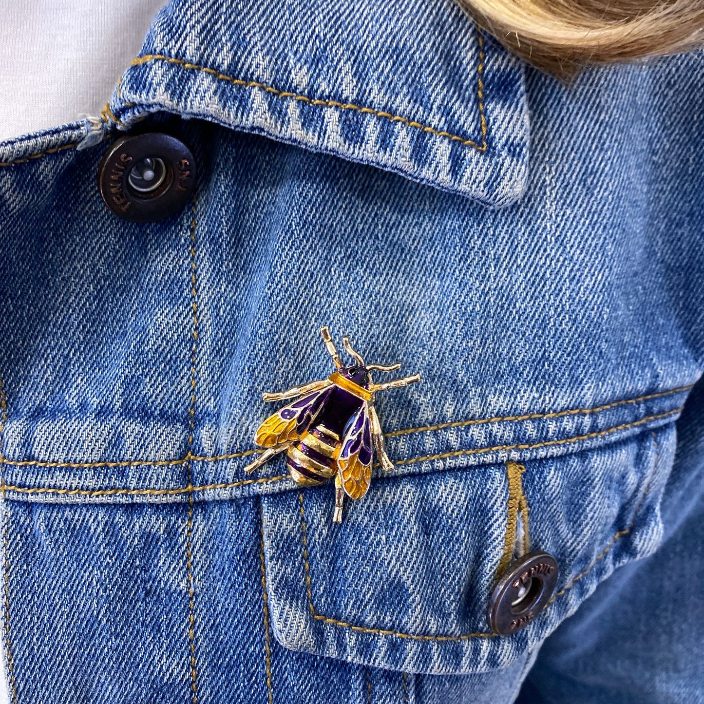 Prendedor BEJI Morado