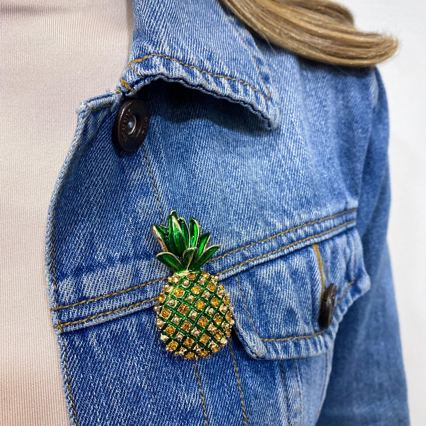 Prendedor PANI 🍍