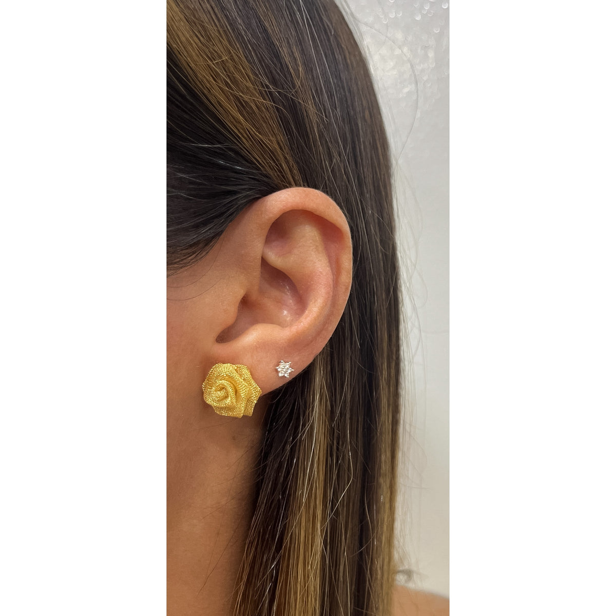 Aretes GUVU Dorado
