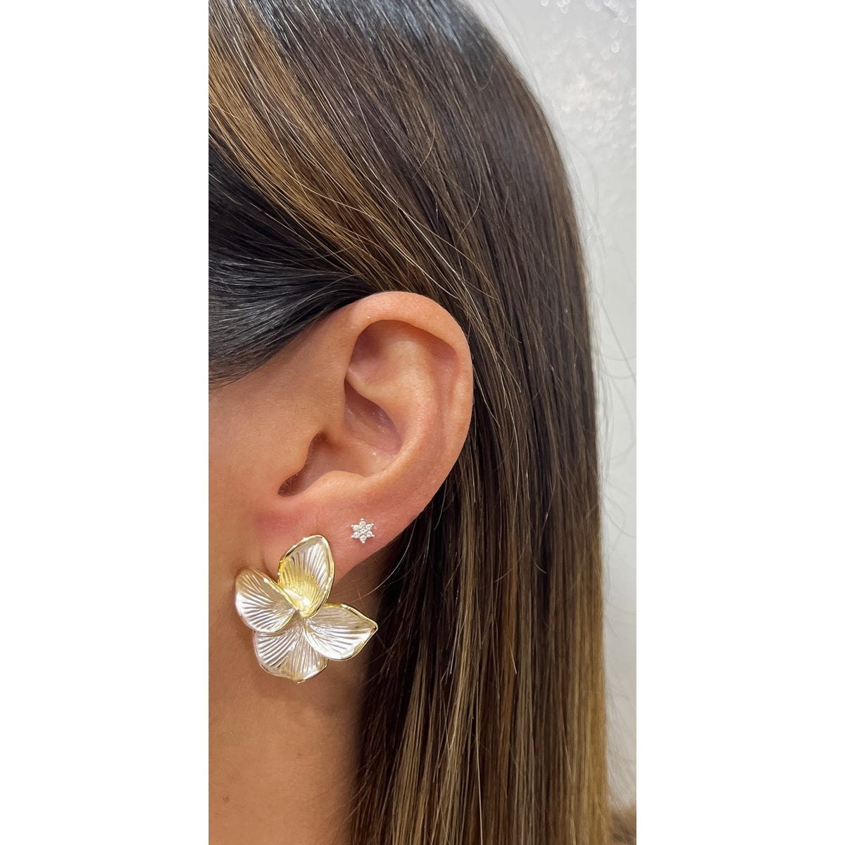 Aretes NIKOZ
