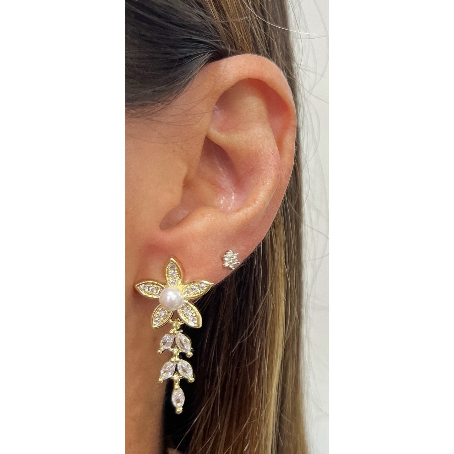 Aretes VARUK