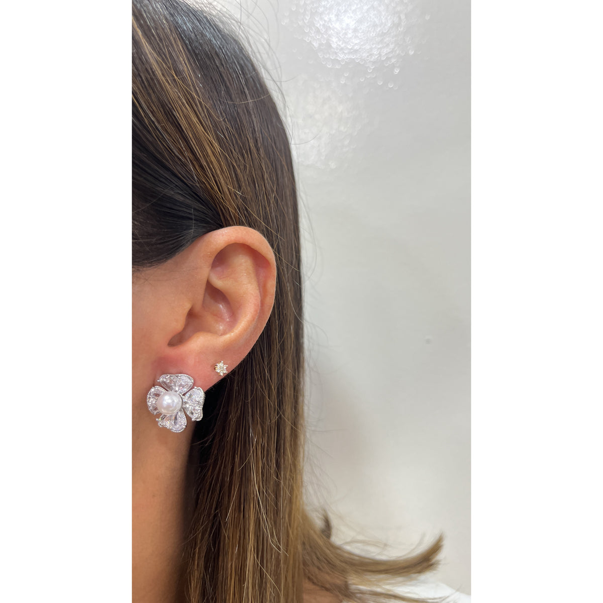 Aretes XOMI Plateados